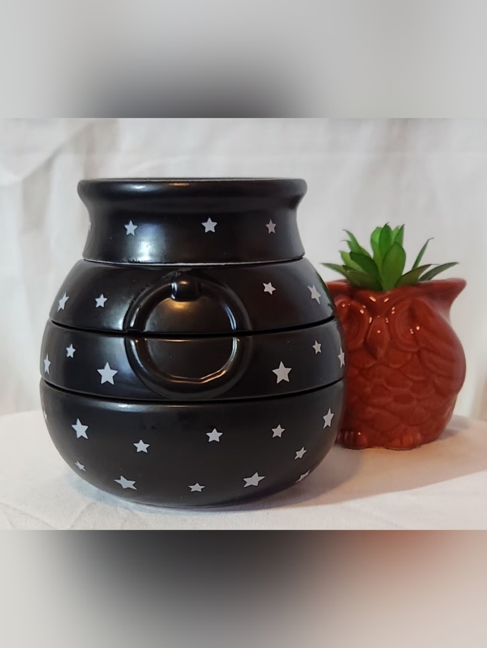 10 Strawberry Street Halloween Cauldron Ceramic Measuring Cups "NEW"